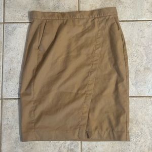 Banana republic tan pencil tulip skirt size 4